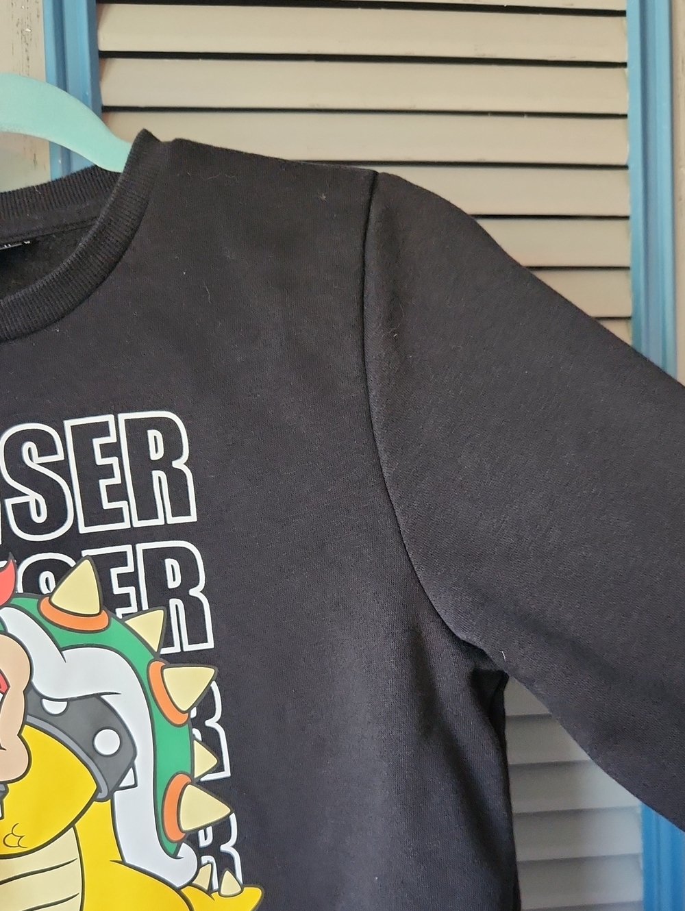 Super Mario Bowser Graphic Sweatshirt - Picture 6 of 10